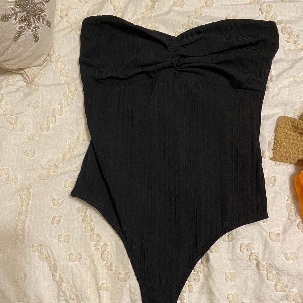 Black strapless bodysuit